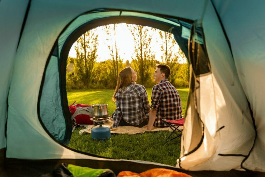Camping-Urlaubsplanung: Ihre ersten Schritte 1 Camping mornings
