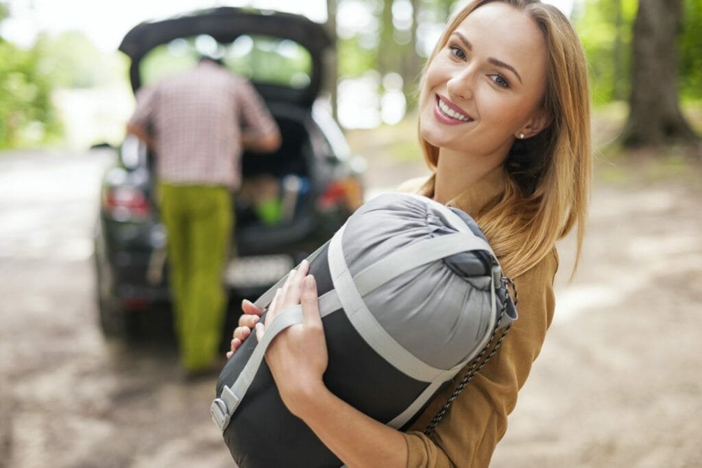 Die besten Tipps für unvergessliche Ferien Camping Erlebnisse 3 Professional equipment is needed during the camping