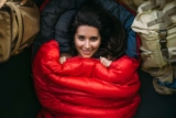Die faszinierende Geschichte der Schlafsäcke: Von Seide bis Synthetik