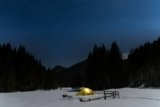 Wichtige Faktoren bei der Auswahl des richtigen Winterschlafsacks für Ihr Wintercamping-Abenteuer