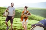 Veganer Campingführer für Familien: 12 Tipps für den perfekten pflanzlichen Outdoor-Trip